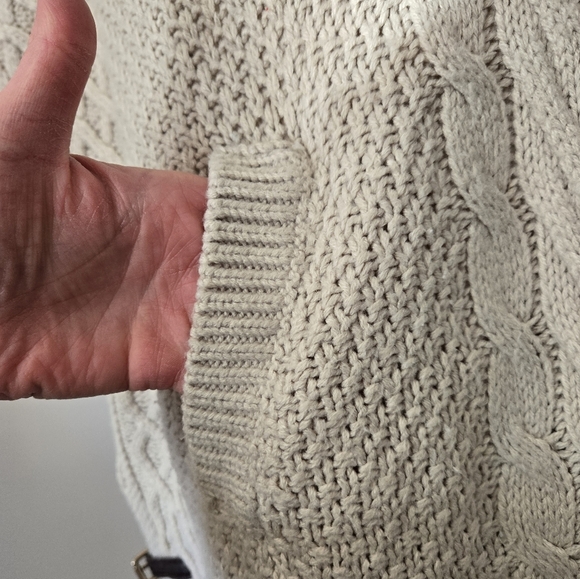 CLICHÉ COUTURE Shawl Neck Cream Cable Knit Sleeveless Wool Sweater Size Large - Picture 3 of 12